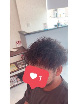 アミーコ(Amico) ツーブロック刈り上げツイストパーマツイストスパイラルパーマ