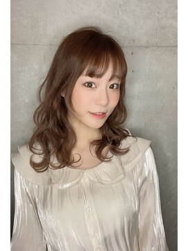 クーエフー(coo et fuu) 10代20代30代40代 くびれ外ハネミディアム 藤沢