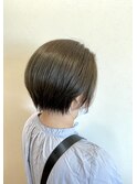 コンパクトショート×透明感アッシュ《白髪ぼかし》