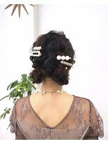 ツインアレンジ/個性派ヘアアレンジ/お呼ばれヘア