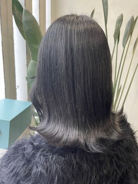 アン ブリーチ(UN BLEACH) ブリーチなしブルーブラックカラー♪♪