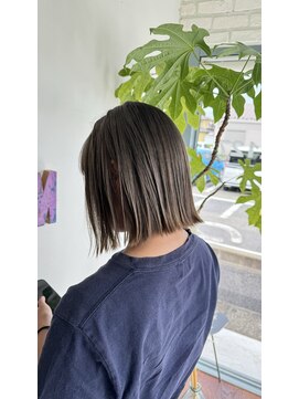 クリーム(Cream) ブリーチカラーはハイトーンだけじゃない！おすすめグレージュ♪