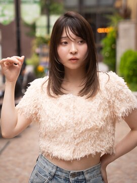 ビュートリアム 梅田(BEAUTRIUM) レイヤーカット/顔まわりレイヤー/梅田/茶屋町