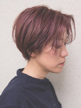 ニイ(nii.) niiカット×ピンクアッシュ×ハンサムショート