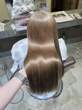 ホワイトミルクティーベージュ