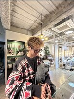 ビハインドザカーテン(BEHIND THE CURTAIN)&nbsp;根本のプリンを活かしたカット