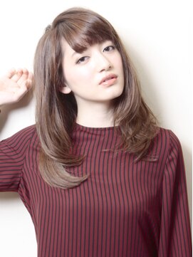 アンダートゥリー(_TREE) ナチュラルロング[担当　AKs　遠藤]