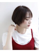 イグレックビス(igrek bis) ナチュラルショートボブ