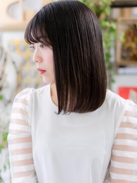 カバーヘア ブリス 川口(COVER HAIR bliss) センターパートも◎黒髪クールストレートc2川口10代20代30代!