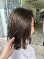 ロベック モトヤマ(Lobec MOTOYAMA)&nbsp;外ハネミディアム/オリーブベージュ