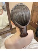 花嫁 エレガントシンプルシニヨンヘアスタイル