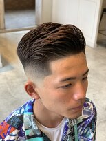 ハングアウト(Hangout)&nbsp;バーバースタイル/フェードカット/サイドパート/刈り上げ