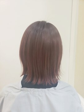 アローズ ステラプレイス店(HELLO'S) 伸ばしかけボブ×ピンクカラー