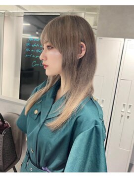 ファイブバイジエクト 堀江(FIVE by The Ect) 透明感グレージュカラー×シースルーバング×ハイトーンカラー15