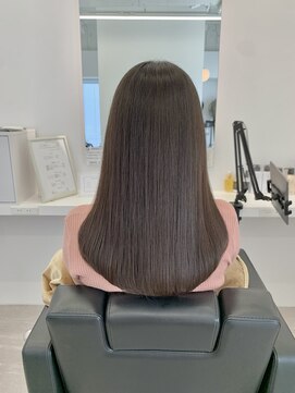 イレス 札幌駅南店(IRESU) ドレスへア/ショコラアッシュ/縮毛矯正・ストレート