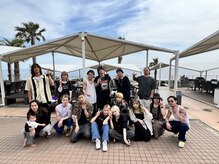 個性豊かなスタッフがお出迎え致します