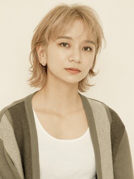 オンク 新宿(onk) 黒髪/グレーベージュ/レイヤーロング/前髪パーマ[新宿駅]