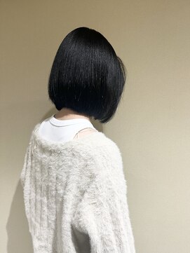 ゼン(Zen.) ツヤサラボブ/諸冨