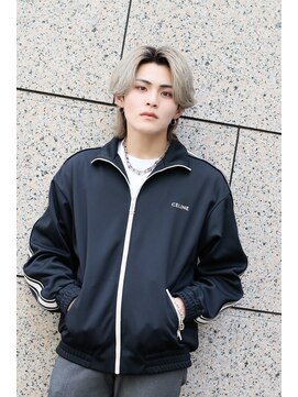 リップスヘアー 梅田(LIPPS hair) ハイトーンセンターパートウルフ