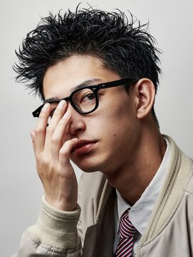 オーシャントーキョーオーバー 渋谷(OCEAN TOKYO OVER) ビジネスパイキーショート就活メンズヘアパーマ短髪アップバング