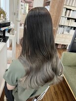 ユイマァル 連島店(YUIMARL) グラデーションカラー_グレージュ