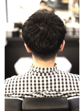 ブロートーキョーバーバーショップ 神田店(Bro Tokyo BARBERSHOP) 【神田】王道ビジネスパーマショートスタイル