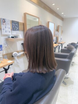 ミラバイケンジ 藤沢(Mira by KENJE) 白髪ぼかしハイライトカラー30代40代50代ブルーグレージュ