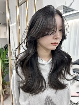 エトワール(ETOILE) レイヤーカット/暗髪透明感