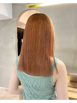 ローレン(LOREN) イメチェン/ホワイトブロンド/外ハネボブ/ワイドバング/栄名古屋