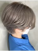 アディクシーカラーショートカットグレージュ韓国堺東ハイトーン