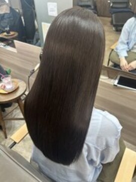 ルチア パリ(Luccica PARIS) 【Luccica PARIS sayumi】グレージュカラー×メモリーケアカラー