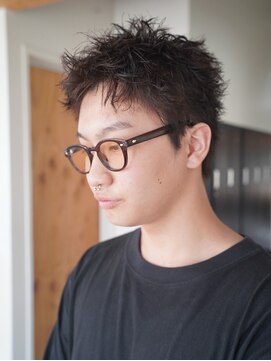 クオルヴィラ 立川北口(QOL villa) スパイキーショートアップバング刈り上げメンズショート