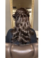 ビーズ(B’s) デートハーフアップ