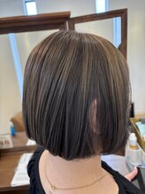 マインズシータ&nbsp;白髪ぼかしハイライト
