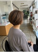 大人の丸みショートボブ×ふんわりレイヤー