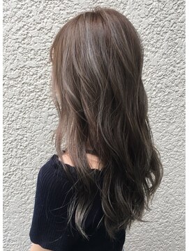 アッシュ ヘアーメイク 桐生(ash hair×make) 大人可愛いゆるふわヘアー☆【Ｎドット】