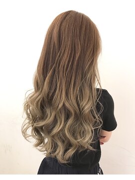 ディーカヘアーセンダイ(Di KA HAIR sendai) 大人かわいい・ベージュ系・グラデーションカラー