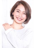 ショートボブ