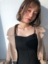 ケイリー(KAYLEE)&nbsp;KAYLEE  STYLE  ボブ×ベージュ