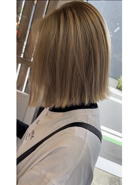 ブルーアンドカンパニー(BLUE&Co.) ミルクティーベージュ