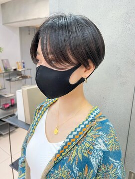 ヴェイン 渋谷(vain) センターパートマッシュ　ナチュラルショート　黒髪