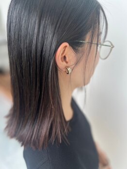 クレアトゥールエコル(createur ecole)の写真/10年先を考えたヘアカラーで、今からできるケアを＊髪へのダメージを最小限に抑えたカラーが自慢です♪