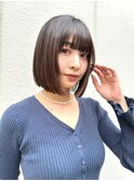 ナチュラルな切りっぱなしボブ