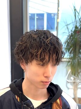 リンダ(LYNDA) ラフカール/シャドウパーマ/波巻きツイストスパイラル/マッシュ