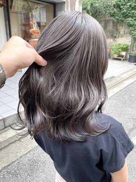 ティエラ 原宿 表参道(Tierra) 原宿表参道TierraOLさんでも安心!つやつやラベンダーグレージュ