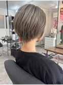 ショート×グレージュ