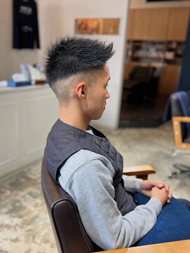 ネイビーヘアデザイン(navy hair design) ベリーショート