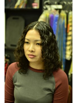 ワンダー(WONDER) スパイラルパーマ