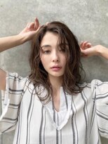 ユアーズヘア 新宿WEST(youres hair)&nbsp;色っぽい　ふんわりミディ　色っぽミディ　ナチュラルパーマ