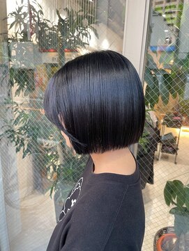 アドア 横浜(ADORE) 【ADORE 横浜】ぱっつんボブ×ブルーブラック